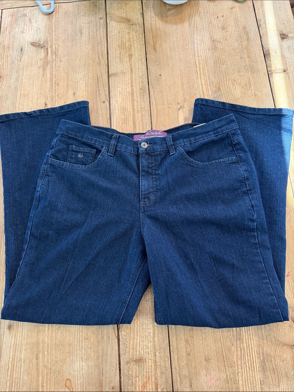 The Perfect Fit Gloria Vanderbilt Dark Blue Boot-Cut Jeans 16 Short